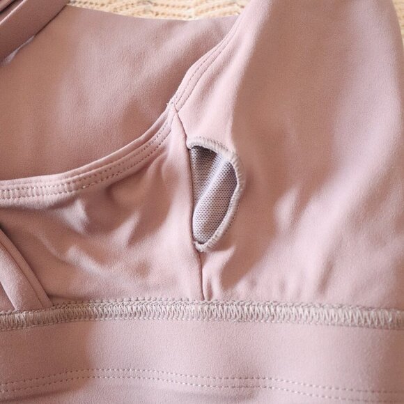 Grace Form Women's Pink Small Strappy Criss Cross Stretch Activewear Sports Bra - Picture 7 of 8